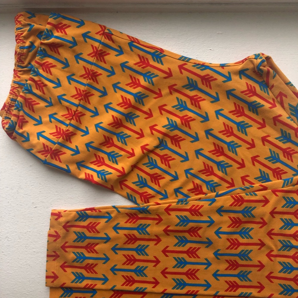 LuLaRoe Tall&Curvy Leggings